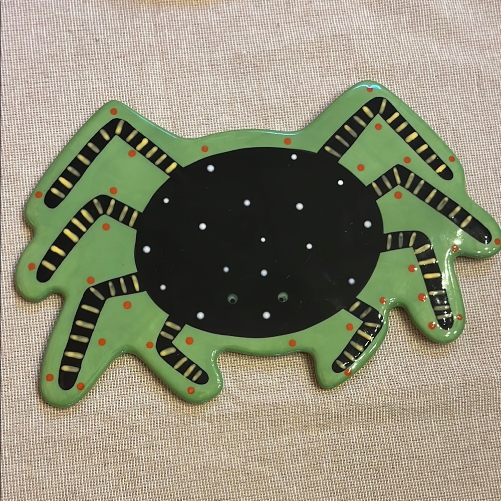 Coton Colors Green and Black Reptile Habitat Accessory